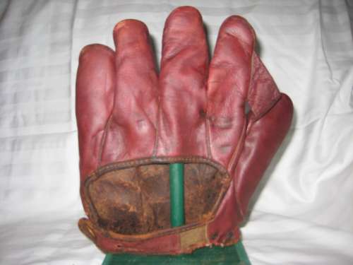 Spalding Maroon 1 Inch Web Back